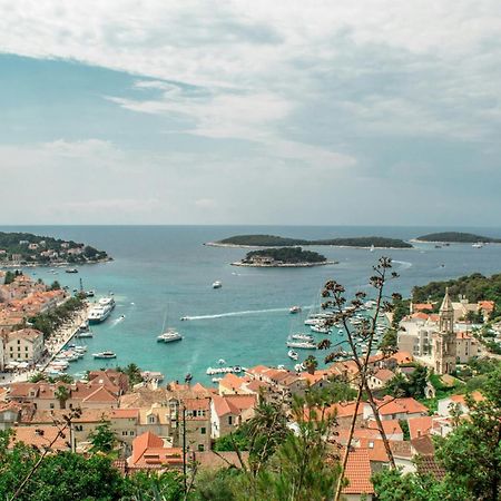Jesliving Hvar - 2 Bedroom Elegant Apartment With Sea View In Historic Center Of フヴァル エクステリア 写真
