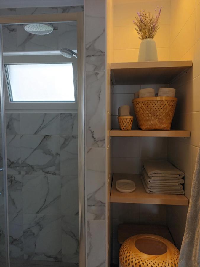 Jesliving Hvar - 2 Bedroom Elegant Apartment With Sea View In Historic Center Of フヴァル エクステリア 写真