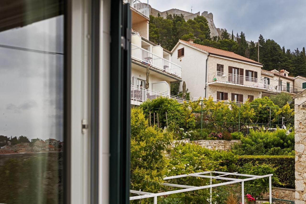 Jesliving Hvar - 2 Bedroom Elegant Apartment With Sea View In Historic Center Of フヴァル エクステリア 写真