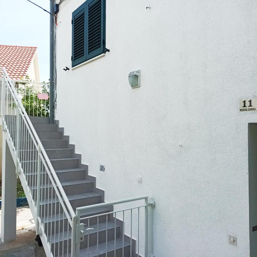 Jesliving Hvar - 2 Bedroom Elegant Apartment With Sea View In Historic Center Of フヴァル エクステリア 写真